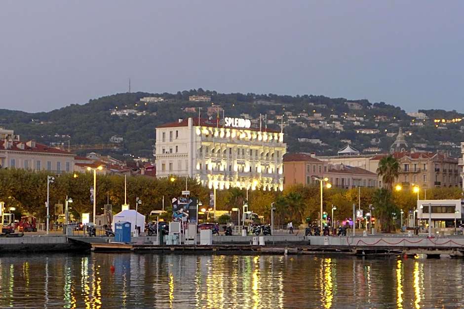 Photo 1 of 50 of Hotel Splendid