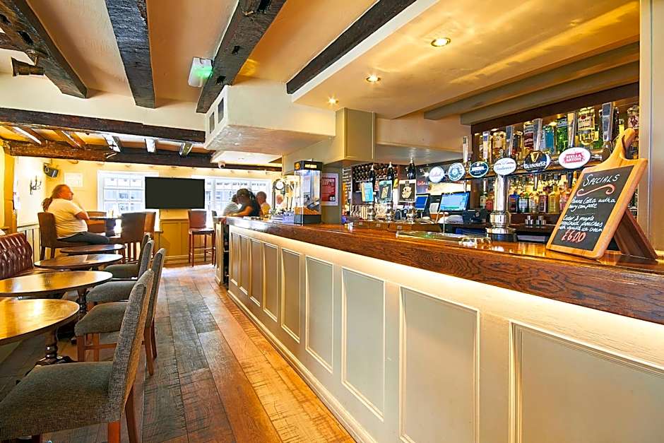 The George Hotel
