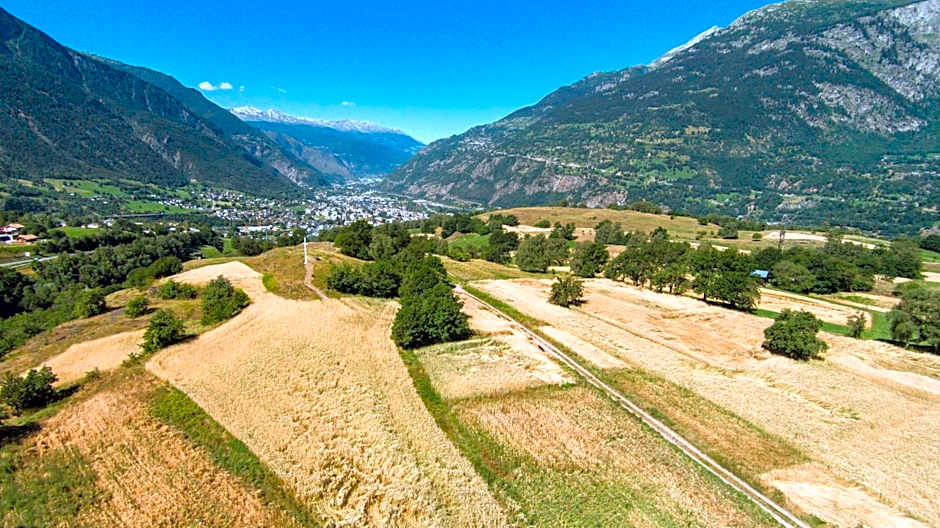 Gruppenhaus im Walliser Alpstyle