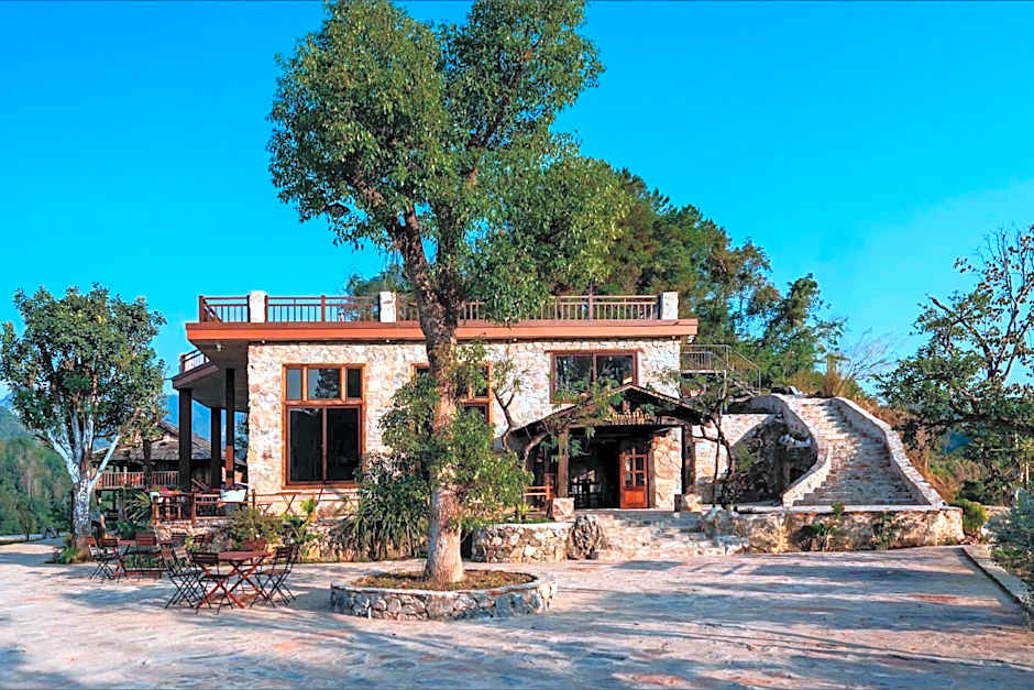 Khuoi Han Ecolodge Cao Bang