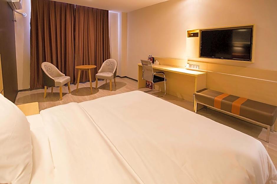 7 Days Inn Premium Tangshan Fengnan Shuanghu Jinyuan Branch