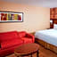 Courtyard by Marriott Ventura Simi Valley