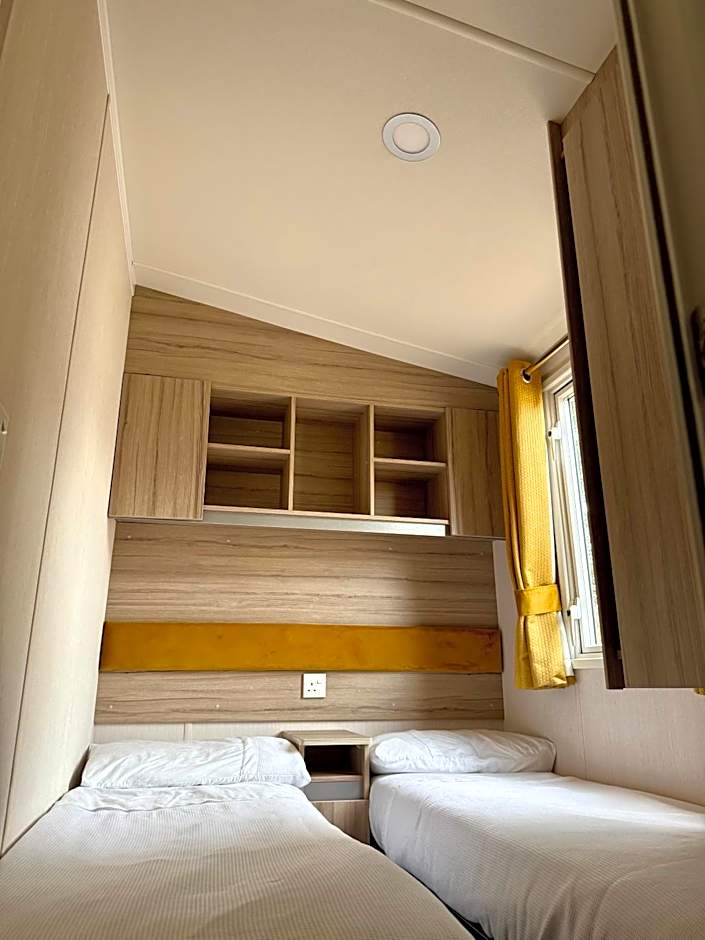 The Dram Van - Beautiful, luxury static caravan