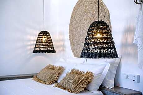 Malibu Boutique Studios & Bungalows