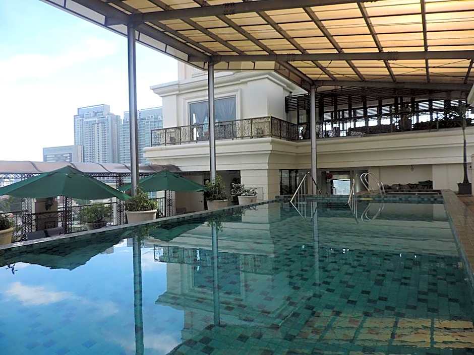 Roosseno Plaza Serviced Apartment