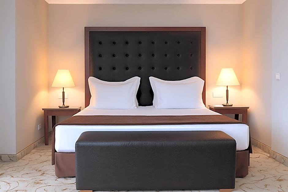 Maxi Park Hotel & Spa