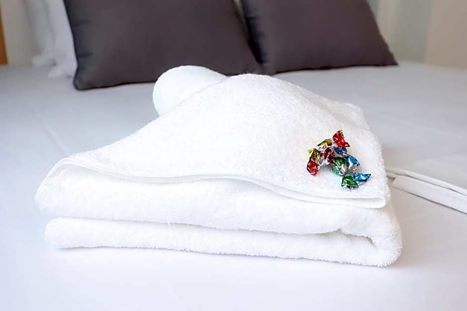 Old Town Hall Suites and Apartments