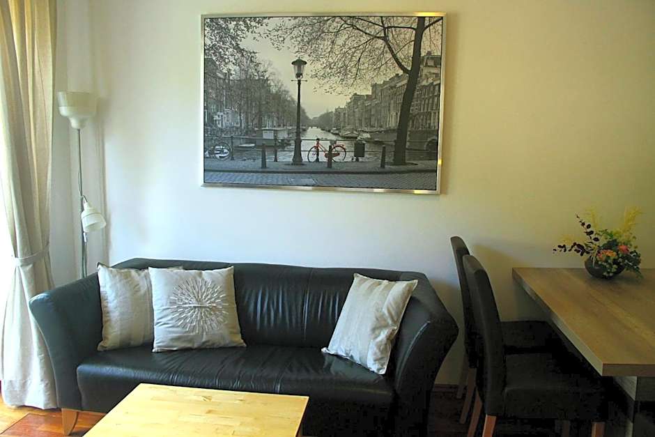 Residenz Lothringen by AlpenTravel