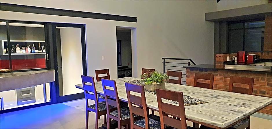 Highland Gate House 1023