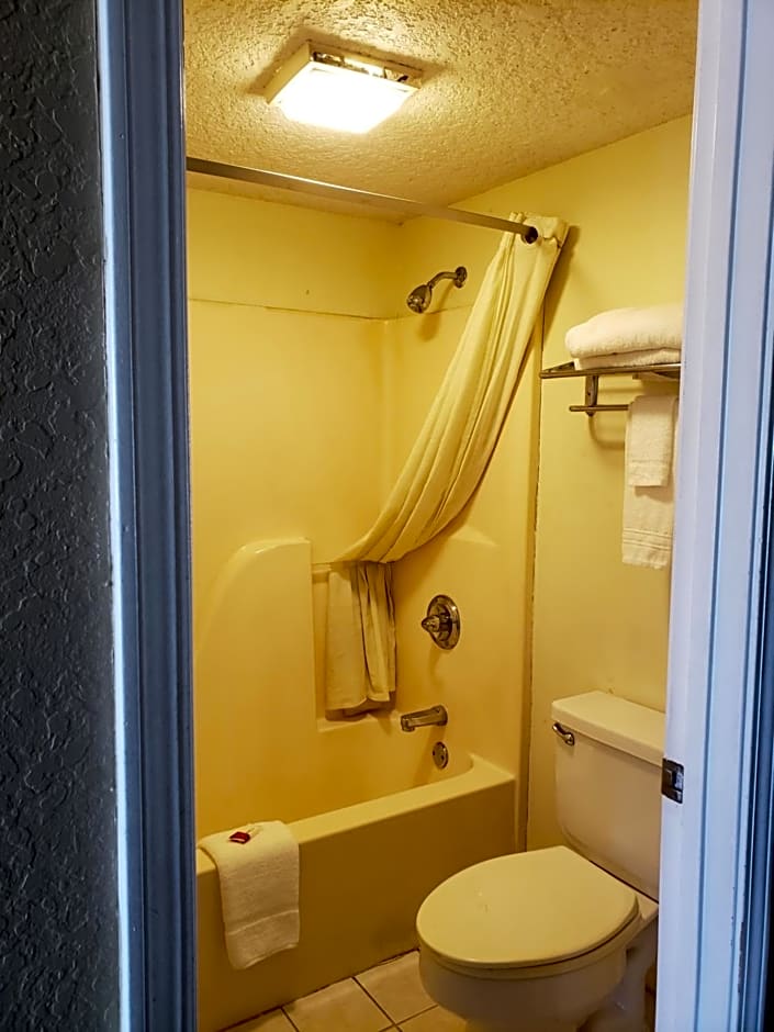 Super 8 by Wyndham Arkadelphia Caddo Valley Area