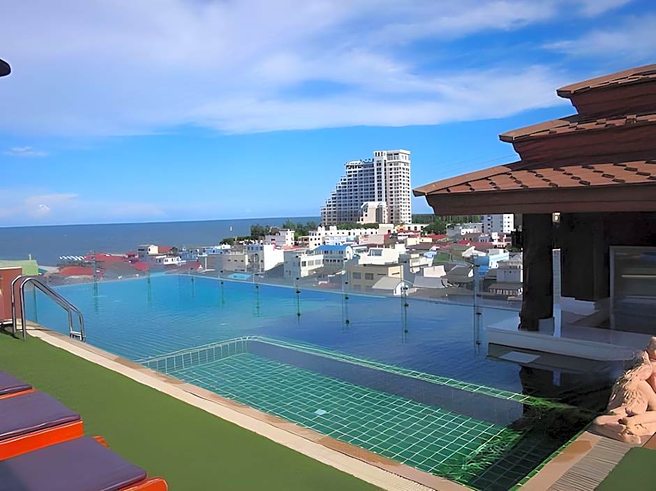 Chalelarn Hotel