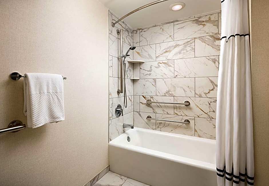 Embassy Suites Hotel Atlanta-Buckhead