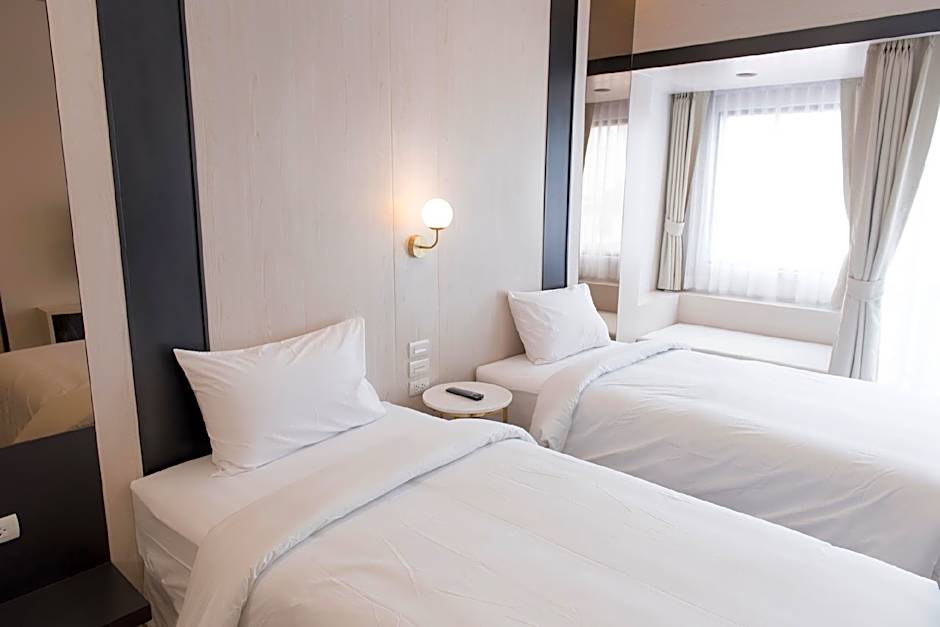 Qlosest Hotel