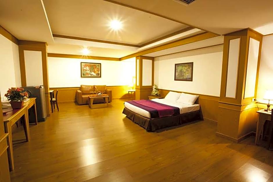 Zaza Hotel Bangpoo