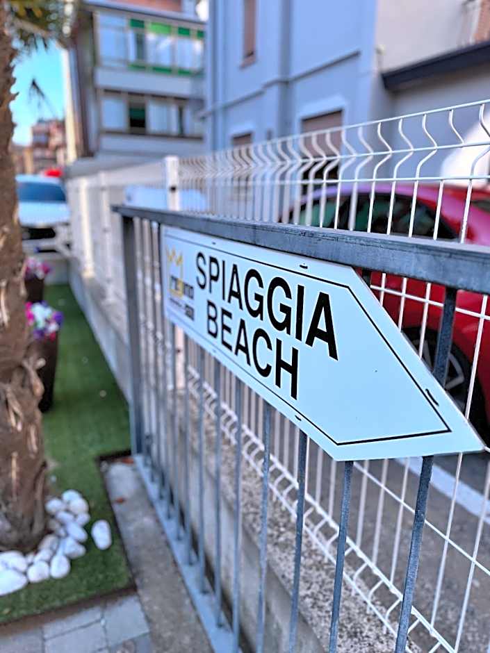 Regina Urban Beach Hotel