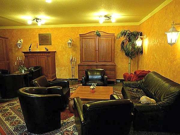 West Hotel an der Sächsischen Weinstrasse