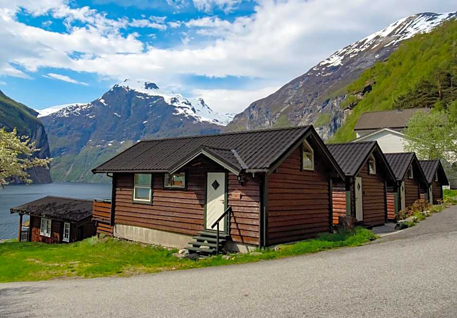 Grande Hytteutleige og Camping