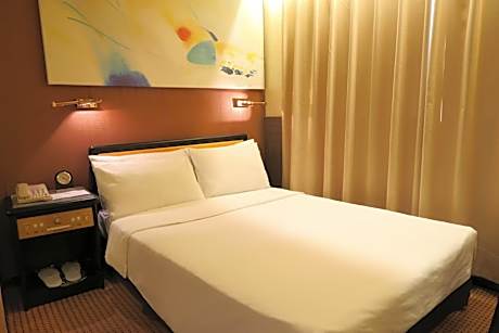 Lovers Room (with Free Sparkling Wine)