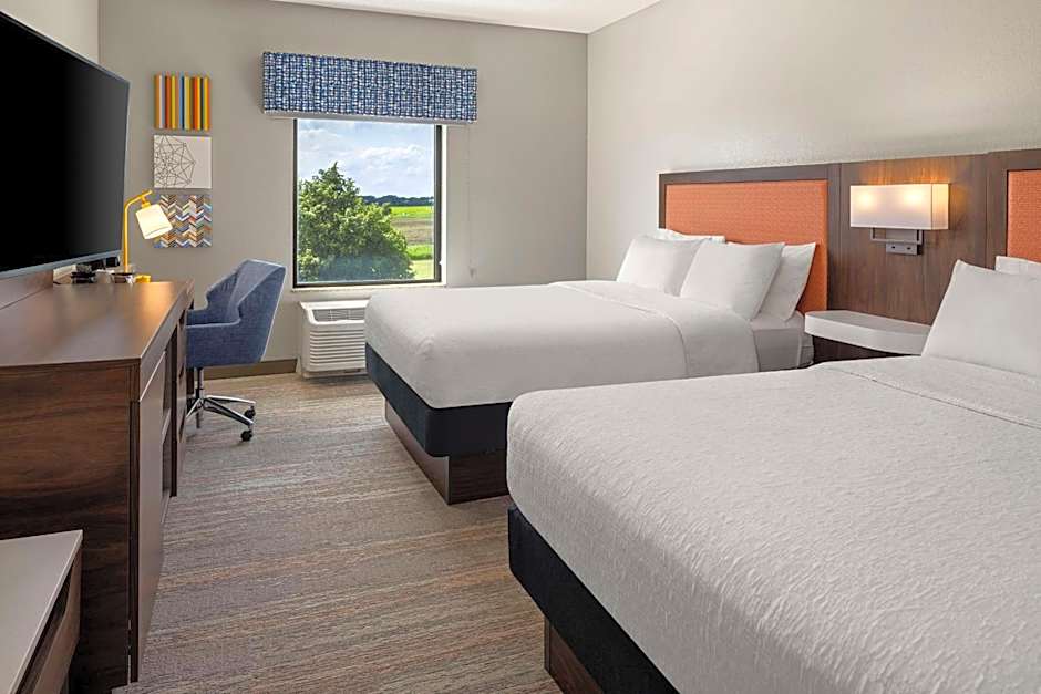 Hampton Inn By Hilton Fairmont