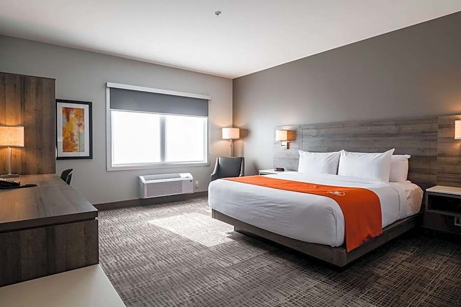 Amsterdam Inn & Suites, an Ascend Collection Hotel