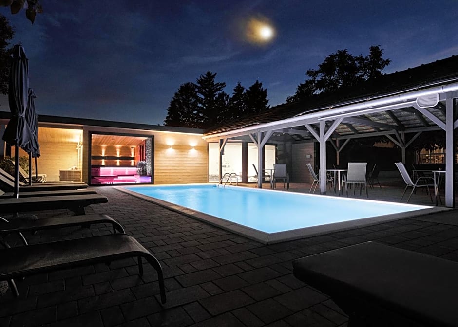 Lorelei Pension Adults Only