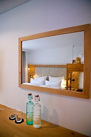 Double Room with Balcony & Bunk Bed