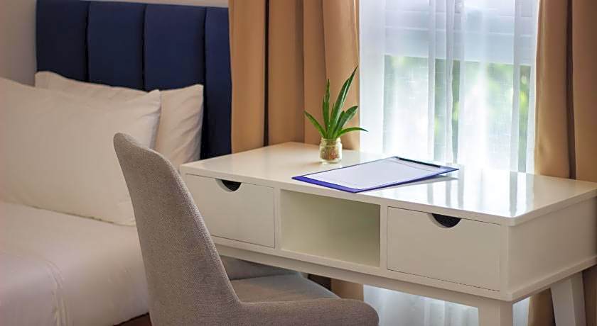 Coast Wise Hotel Dumaguete