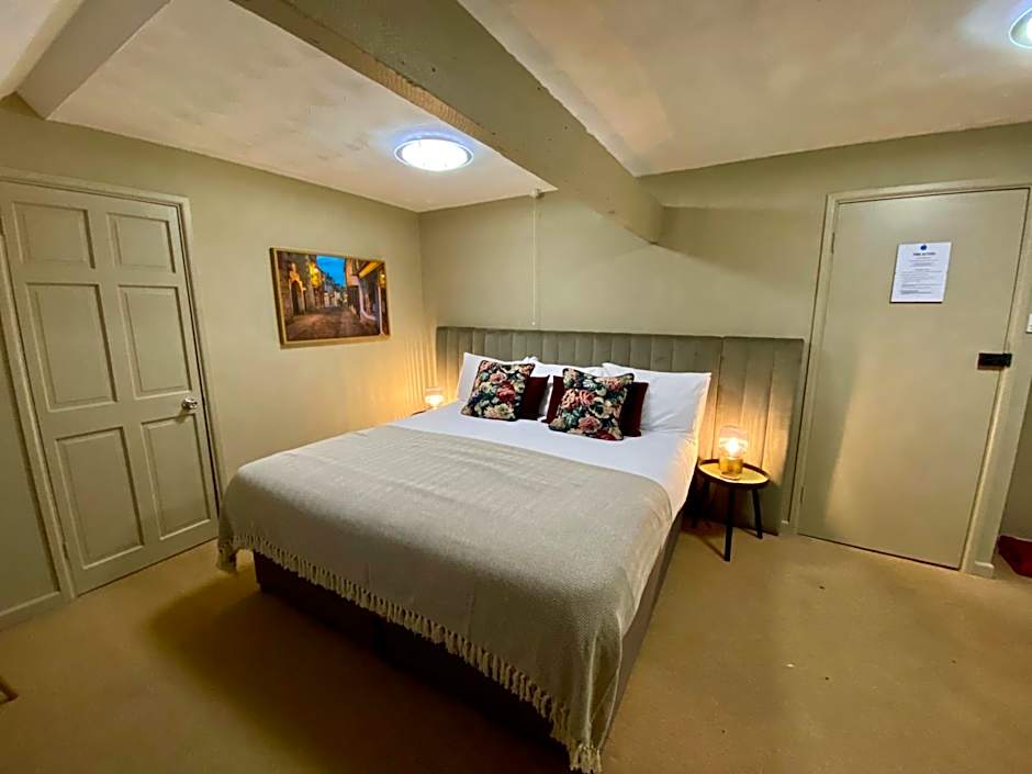 The Lion at West Pennard