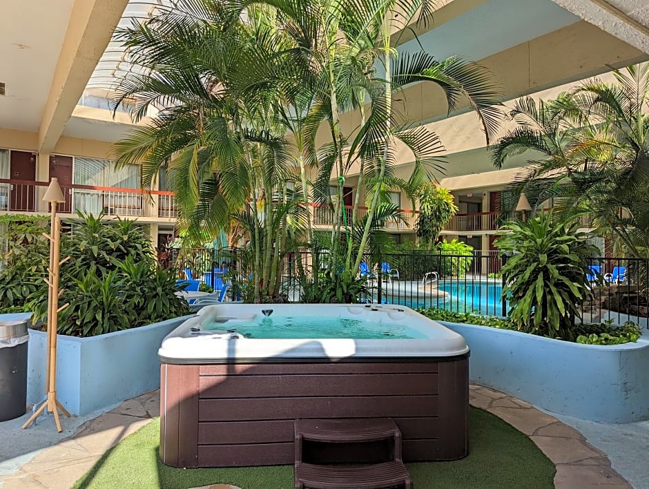 Red Roof Inn PLUS+ Wichita East