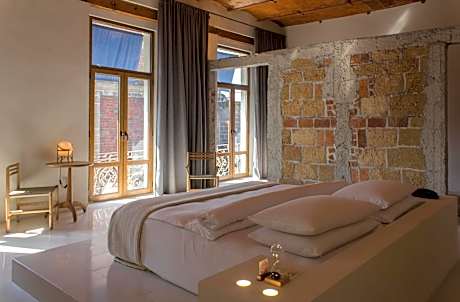 Suite with City View