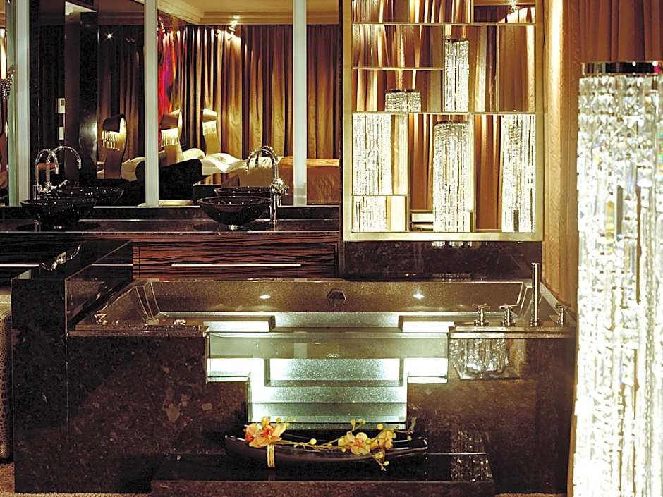 Savoy Hotel