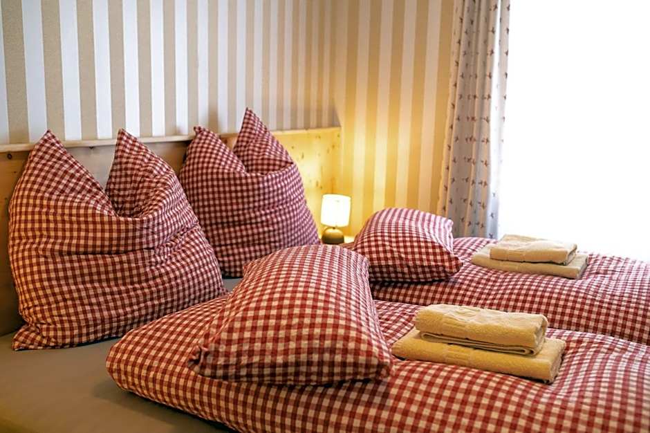 Rösslgut Bed & Breakfast