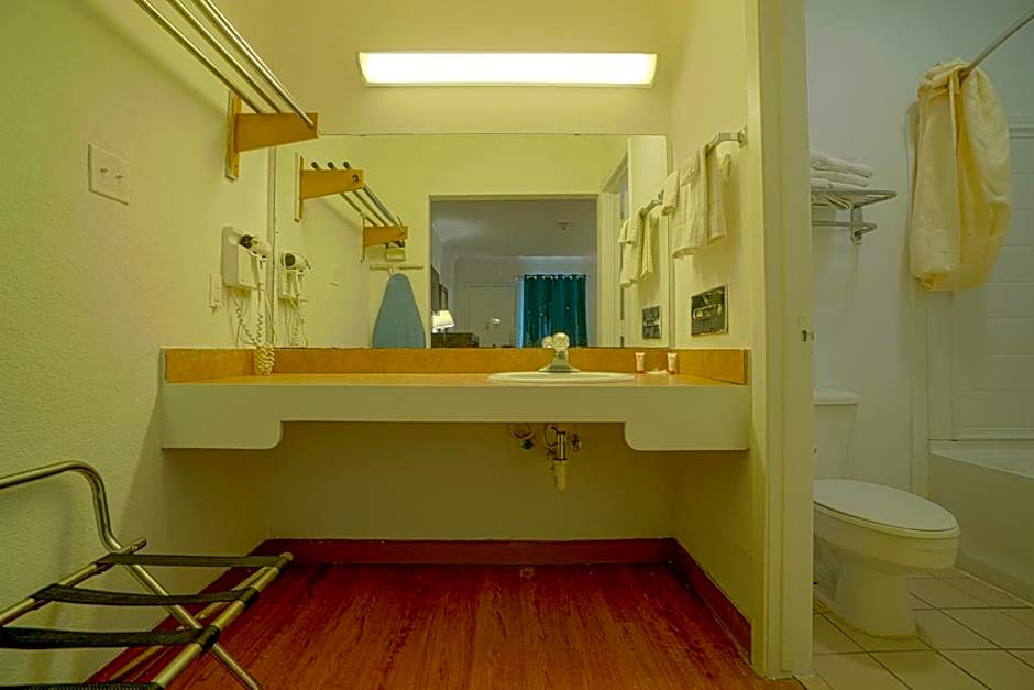 OYO Hotel Kingsville - Hwy 77