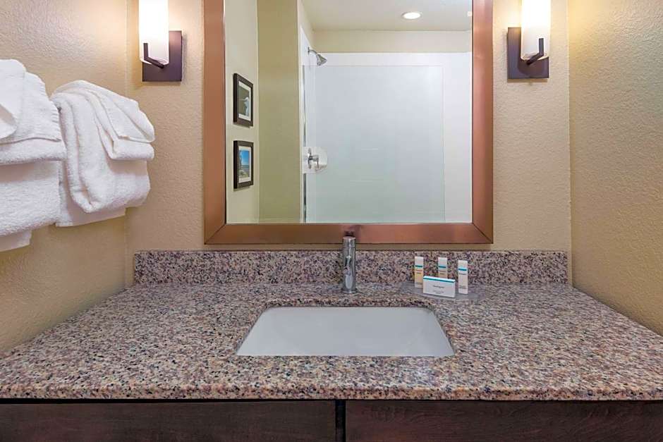 Ameniti Bay, BW Signature Collection