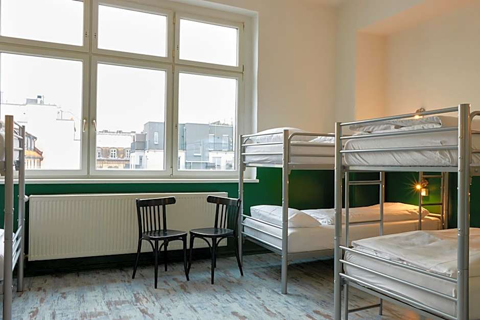 Ballhaus Berlin Hostel