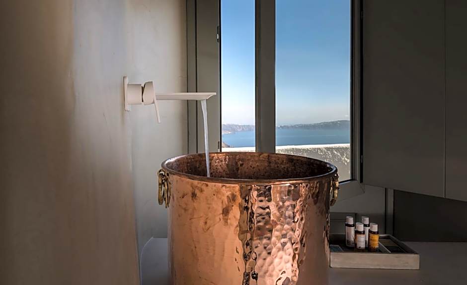 Mythical Blue Luxury Suites