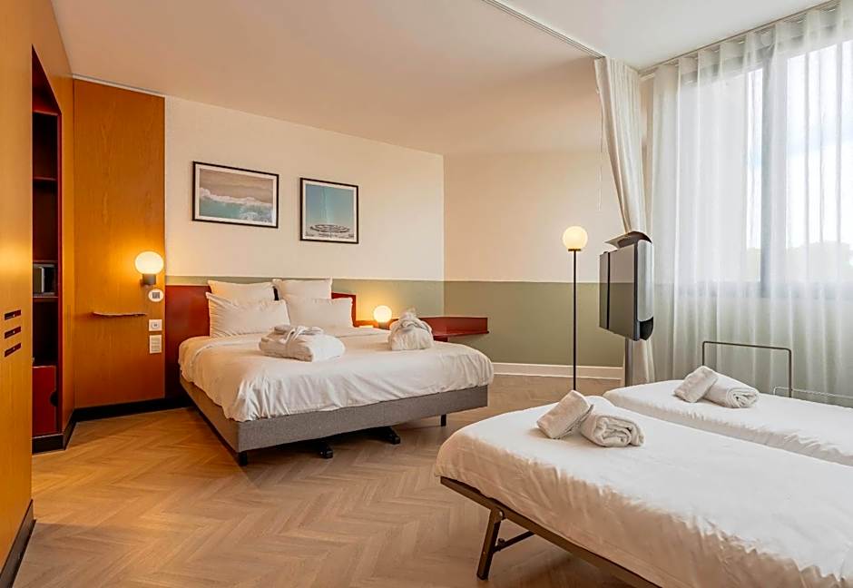 B&B HOTEL Calais Terminal Cité Europe 4 étoiles