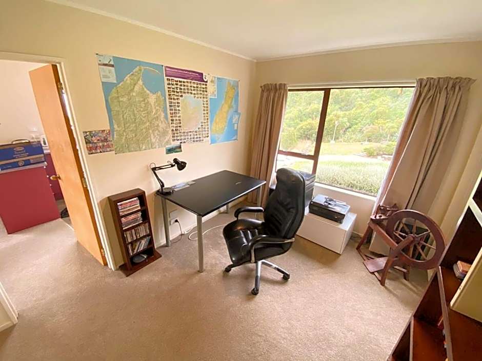 Pohara's Kauri Lodge