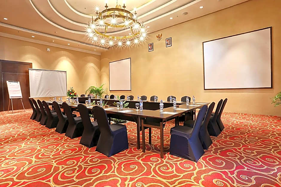 Swiss-Belhotel Rainforest