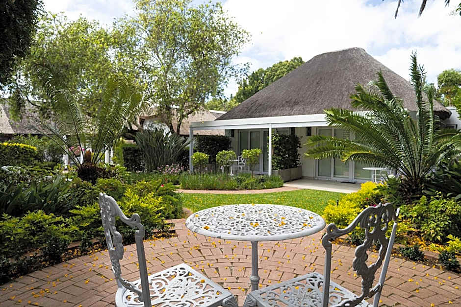 Cape Village Lodge