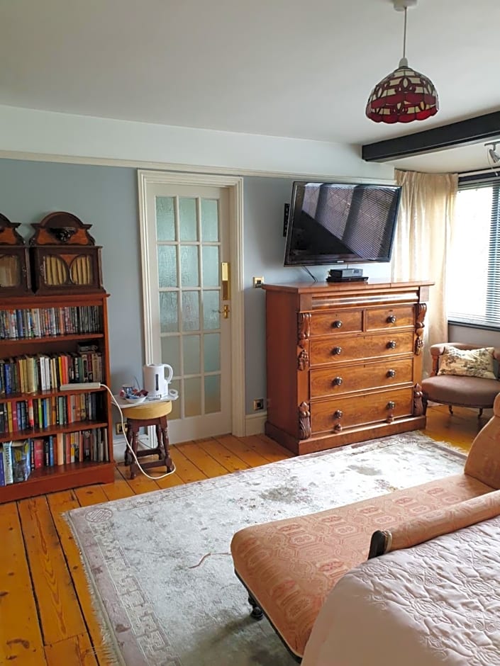 Harry's bed and breakfast