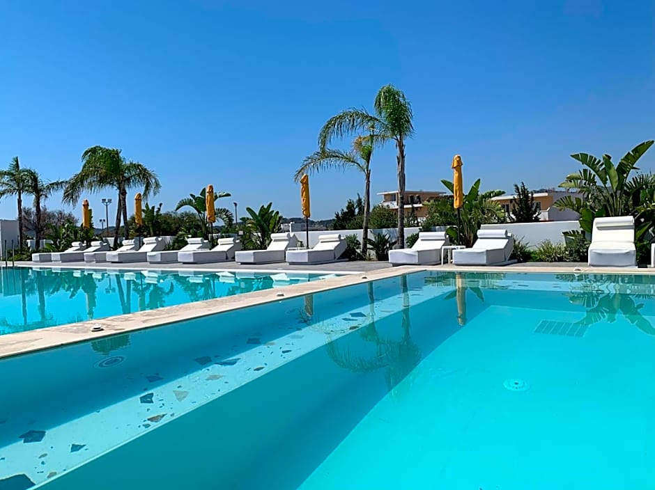 Mazoren Art Hotel