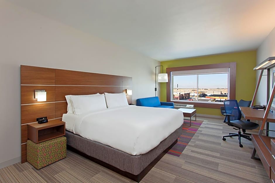 Holiday Inn Express & Suites Brigham City - North Utah