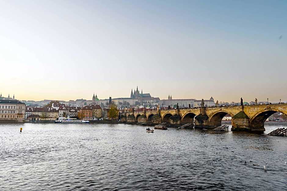 Limehome Prague Múza