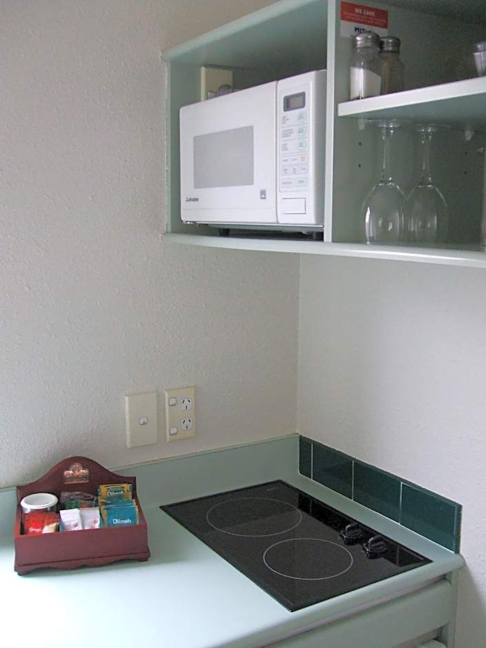 Pavilion Motel & Conference Centre