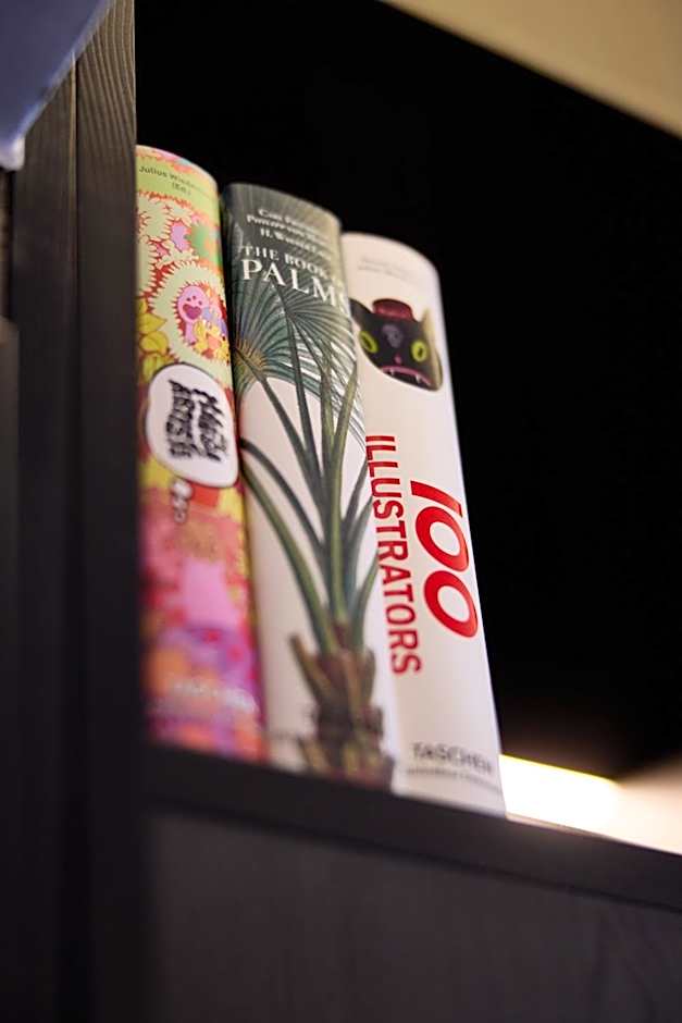 Cardo Brussels, Autograph Collection