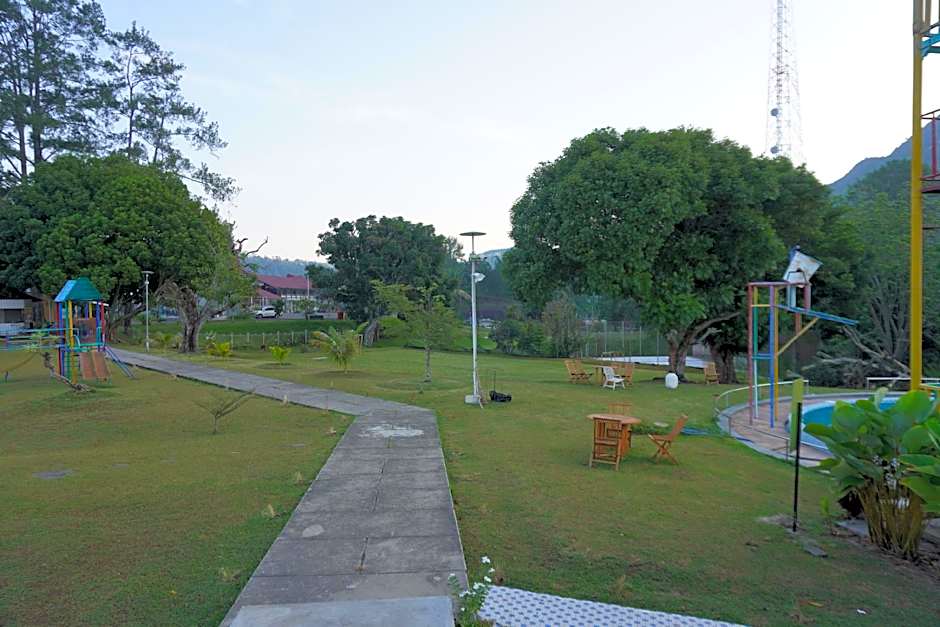 Hotel Patra Parapat
