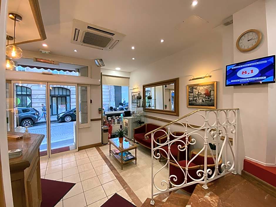 Austin'S Saint Lazare Hotel