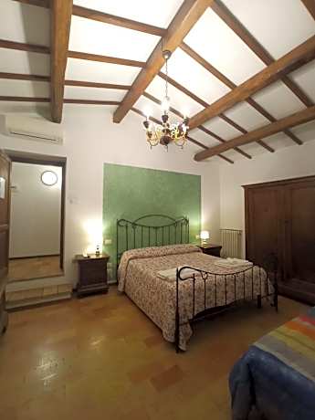 Deluxe Double Room with Shower