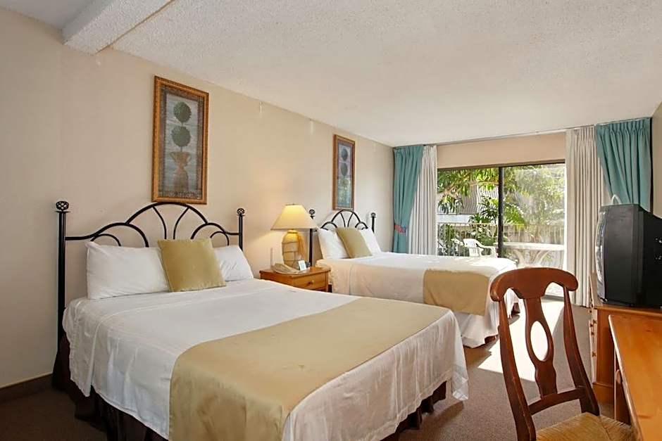 Oceanside Marina Suites